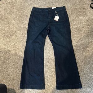 NWT LC Lauren Conrad Super High Rise Flare